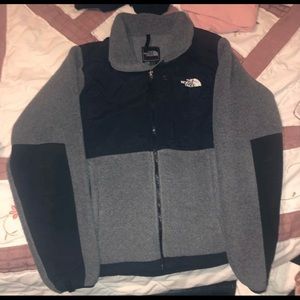 North face sweater